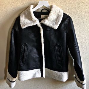 Women's Faux Fur Jacket Small